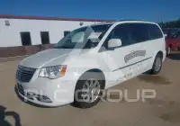 2016 Chrysler TOWN & COUNTRY photo