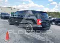 2016 Chrysler TOWN & COUNTRY фото