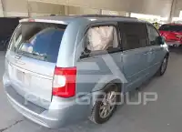 2016 Chrysler TOWN & COUNTRY фото
