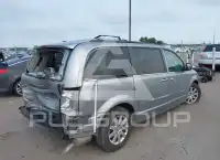 2016 Chrysler TOWN & COUNTRY фото