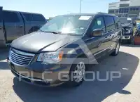 2016 Chrysler TOWN & COUNTRY photo