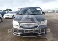 2016 Chrysler TOWN & COUNTRY фото