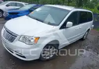 2016 Chrysler TOWN & COUNTRY photo