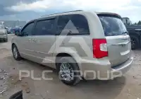 2016 Chrysler TOWN & COUNTRY фото