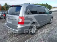 2016 Chrysler TOWN & COUNTRY фото