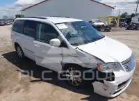2016 Chrysler TOWN & COUNTRY фото