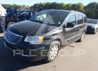 2016 Chrysler TOWN & COUNTRY photo