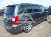 2016 Chrysler TOWN & COUNTRY фото