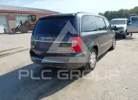 2016 Chrysler TOWN & COUNTRY фото