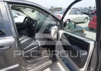 2016 Chrysler TOWN & COUNTRY фото