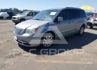 2016 Chrysler TOWN & COUNTRY photo