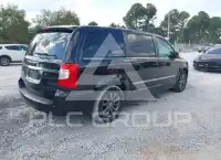 2016 Chrysler TOWN & COUNTRY фото