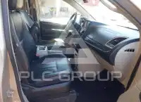 2016 Chrysler TOWN & COUNTRY photo