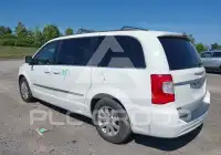 2016 Chrysler TOWN & COUNTRY фото