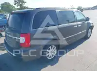 2016 Chrysler TOWN & COUNTRY фото