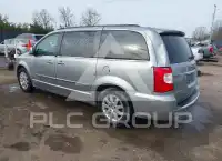 2016 Chrysler TOWN & COUNTRY photo