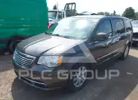 2016 Chrysler TOWN & COUNTRY фото