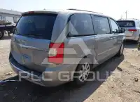 2016 Chrysler TOWN & COUNTRY фото