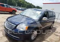 2016 Chrysler TOWN & COUNTRY фото