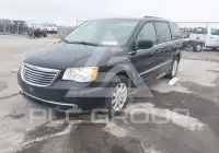 2016 Chrysler TOWN & COUNTRY фото
