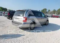 2016 Chrysler TOWN & COUNTRY фото