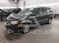 2016 Chrysler TOWN & COUNTRY photo