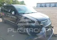 2016 Chrysler TOWN & COUNTRY photo