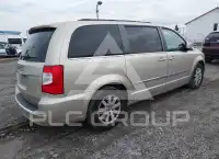 2016 Chrysler TOWN & COUNTRY фото