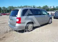 2016 Chrysler TOWN & COUNTRY фото