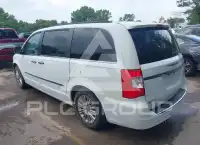 2016 Chrysler TOWN & COUNTRY фото
