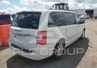 2016 Chrysler TOWN & COUNTRY фото