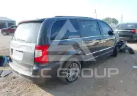 2016 Chrysler TOWN & COUNTRY photo