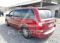 2016 Chrysler TOWN & COUNTRY фото