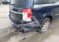 2016 Chrysler TOWN & COUNTRY photo