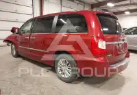 2016 Chrysler TOWN & COUNTRY фото