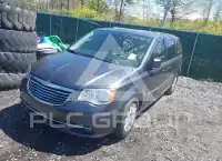 2016 Chrysler TOWN & COUNTRY фото