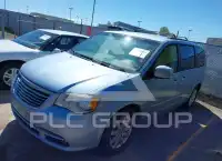 2016 Chrysler TOWN & COUNTRY фото