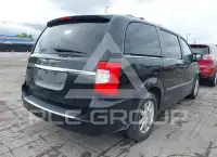 2016 Chrysler TOWN & COUNTRY фото