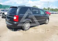 2016 Chrysler TOWN & COUNTRY фото