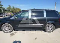 2016 Chrysler TOWN & COUNTRY фото