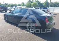 2016 Chrysler 300 photo