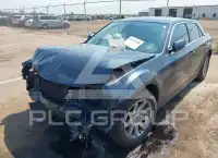 2016 Chrysler 300 фото