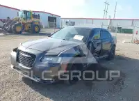 2016 Chrysler 300 фото