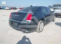 2016 Chrysler 300 photo