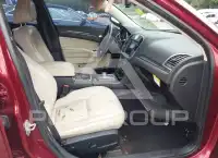2016 Chrysler 300 photo