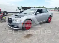 2016 Chrysler 300 photo