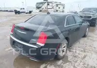2016 Chrysler 300 фото
