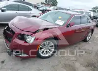 2016 Chrysler 300 photo