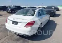 2016 Mercedes Benz C 300 photo