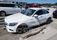 2016 Mercedes Benz C 300 фото
